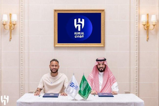 美女露100%胸网友